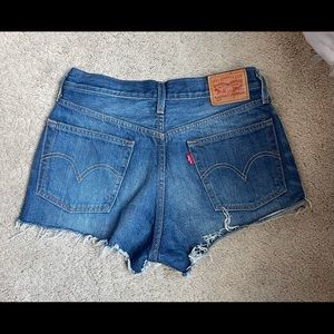 501 Levi denim shorts